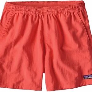 Patagonia Baggies Shorts 5” Inseam Women’s Small in Coral Color